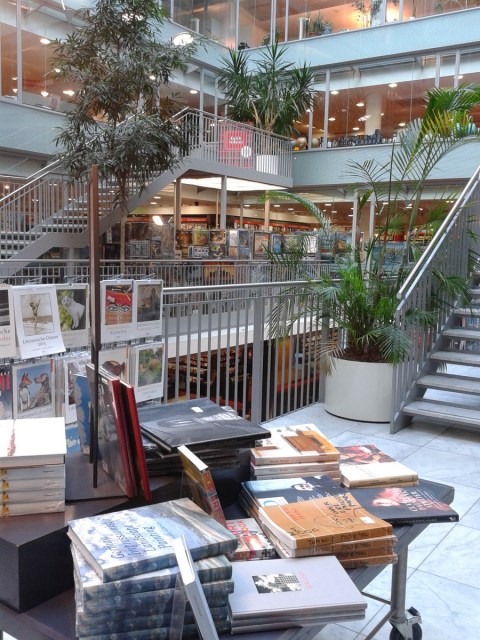 Dussmann das KulturKaufhaus - Berlim