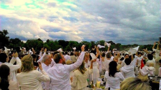 Diner en blanc Berlin