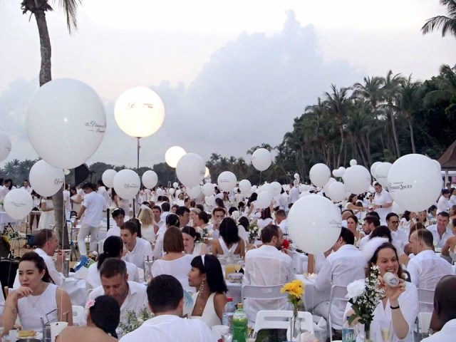 Diner en blanc Cingapura