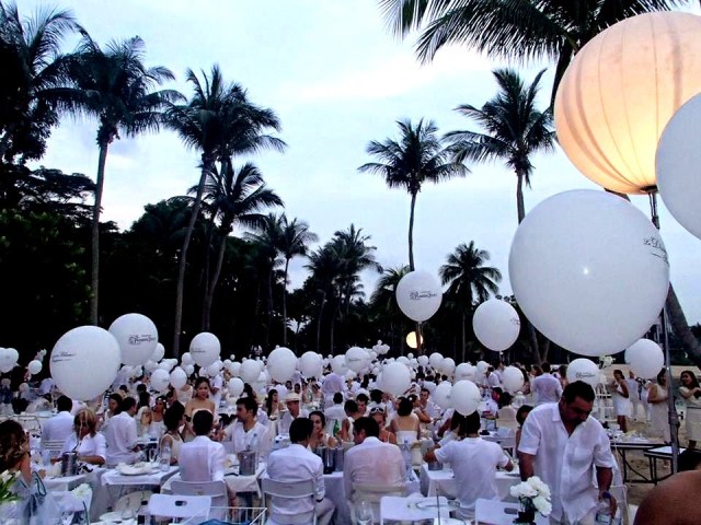 Diner en blanc Cingapura