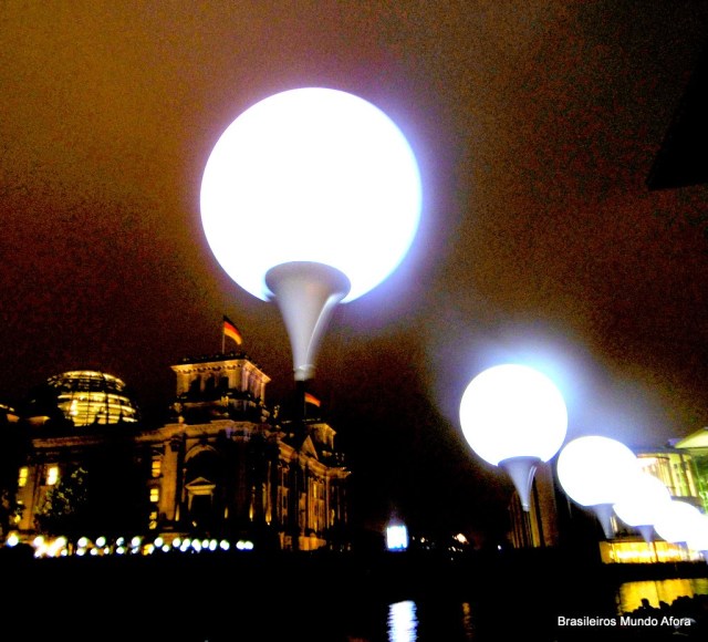 25 anos: Queda do Muro de Berlim 25 anos: Queda do Muro de Berlim