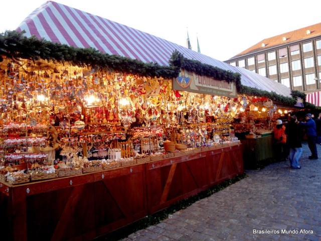 Mercado de Natal em Nuremberg, Alemanha Mercado de Natal em Nuremberg, Alemanha