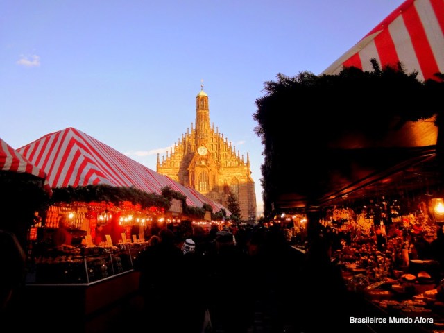 Mercado de Natal em Nuremberg, Alemanha Mercado de Natal em Nuremberg, Alemanha