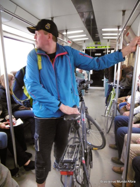 De bike por Berlim, na Alemanha 