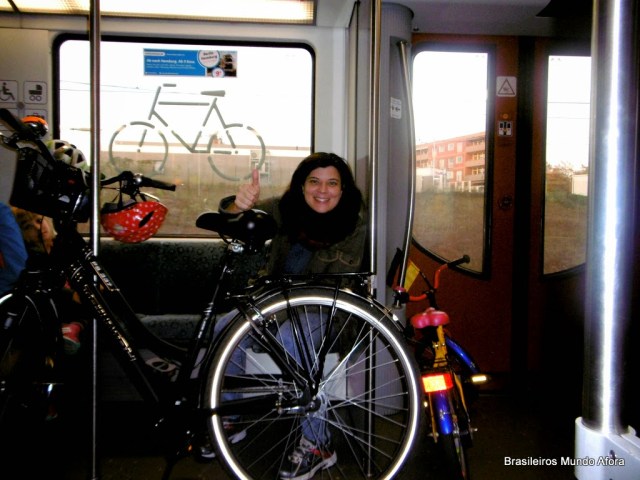 De bike por Berlim, na Alemanha 