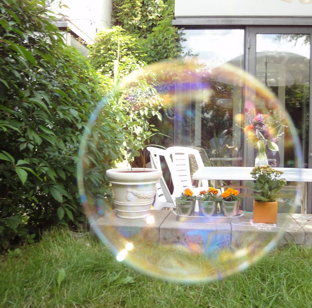 Bubbles – lazy sommer day