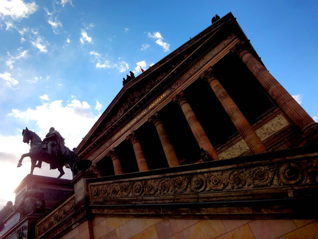 Berlin, 08. Abril 2012 – Feliz Páscoa para&nbsp;todos!