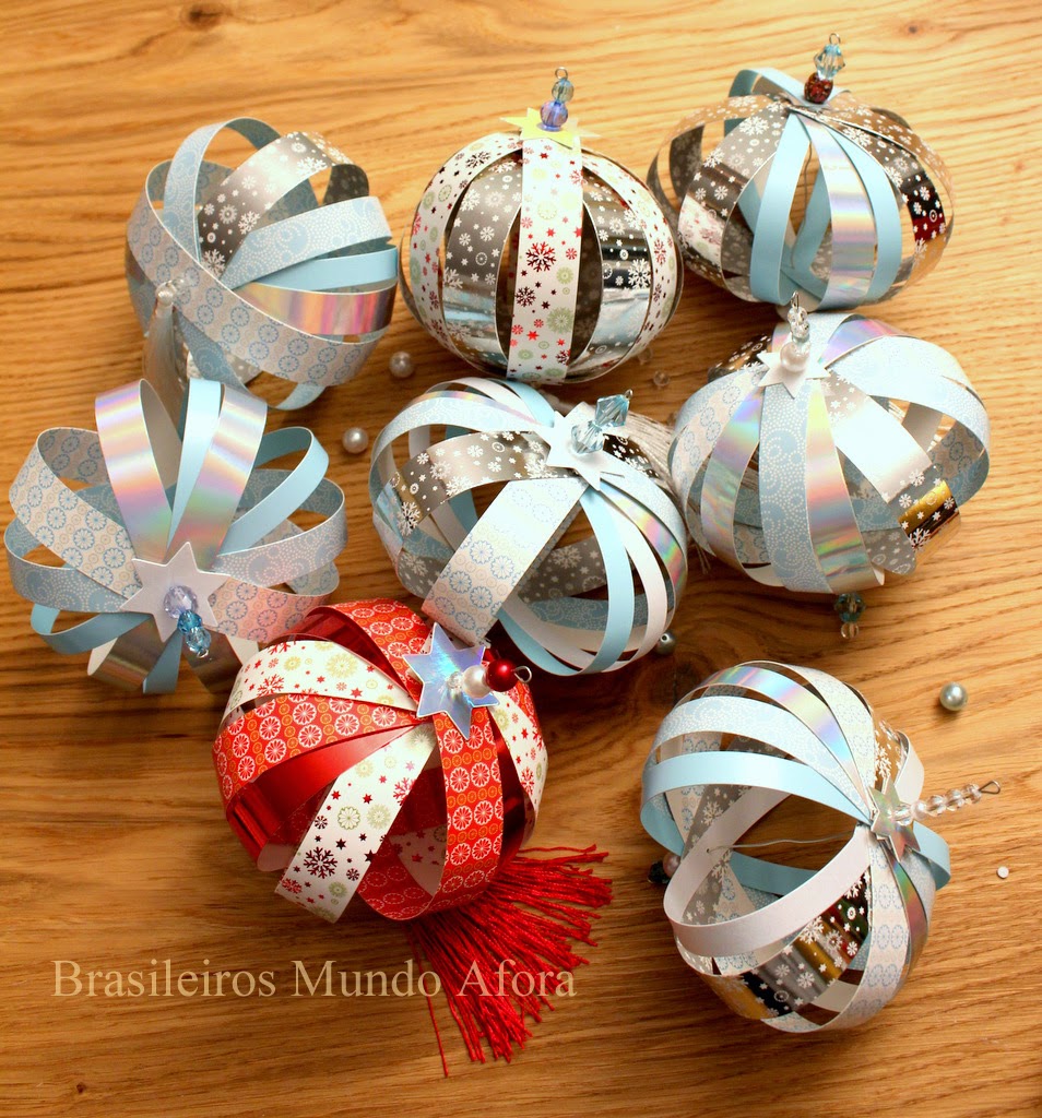 Uma bola de Natal de papel – fácil de fazer e linda