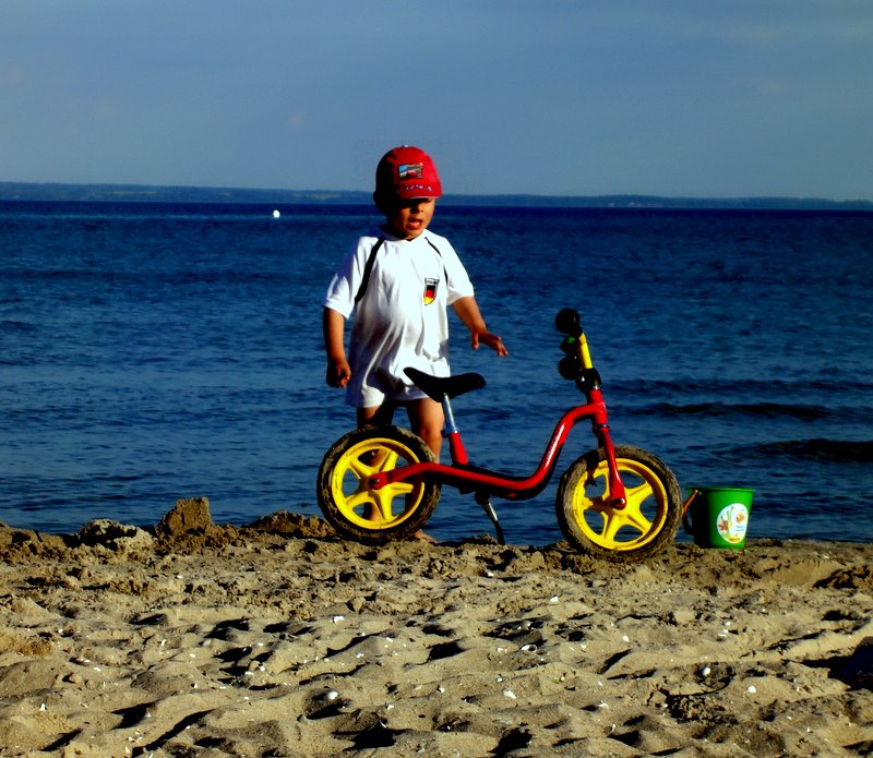 Aprendendo a pedalar na Alemanha com uma&nbsp;Laufrad